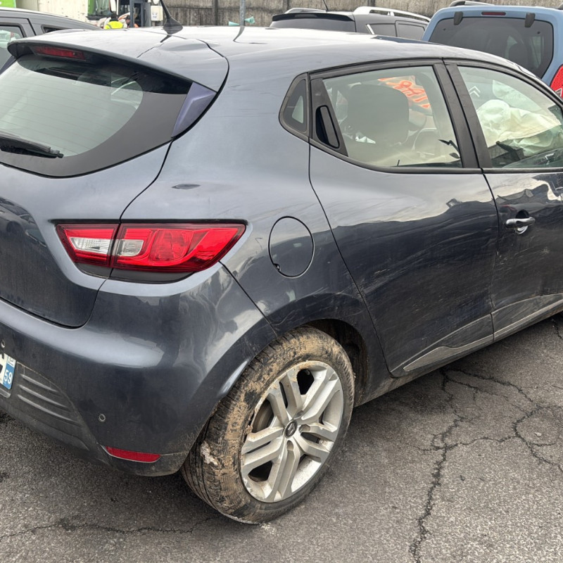 RENAULT CLIO 4 PHASE 2 1.5 DCI - 8V TURBO Photo n°16