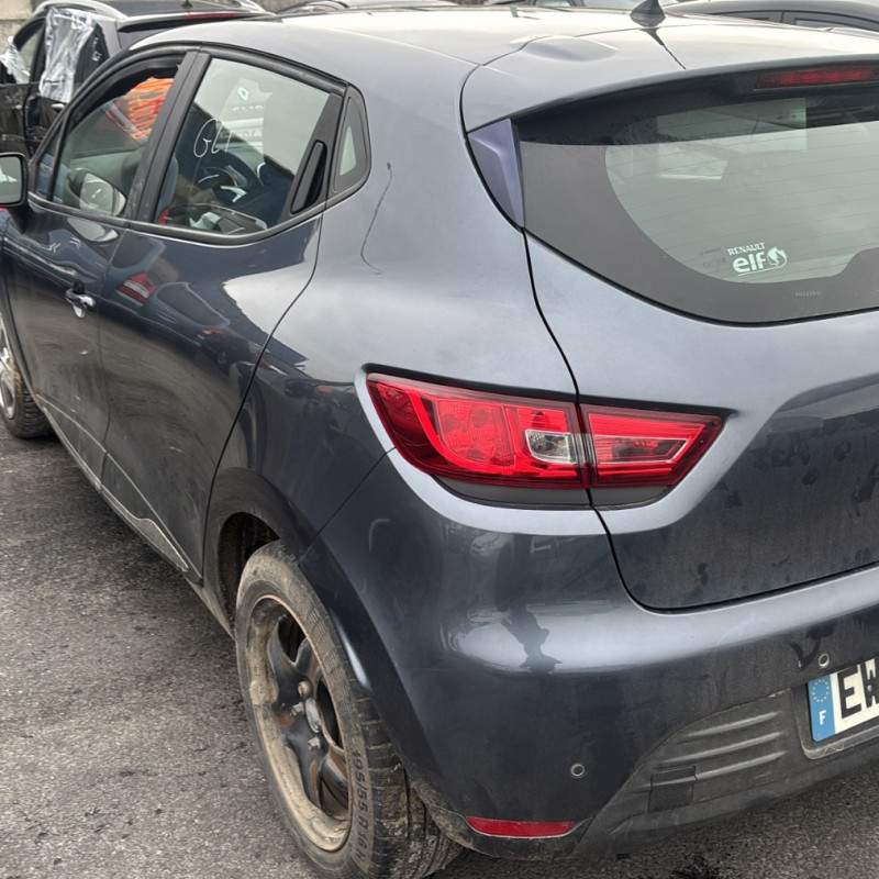 RENAULT CLIO 4 PHASE 2 1.5 DCI - 8V TURBO Photo n°18