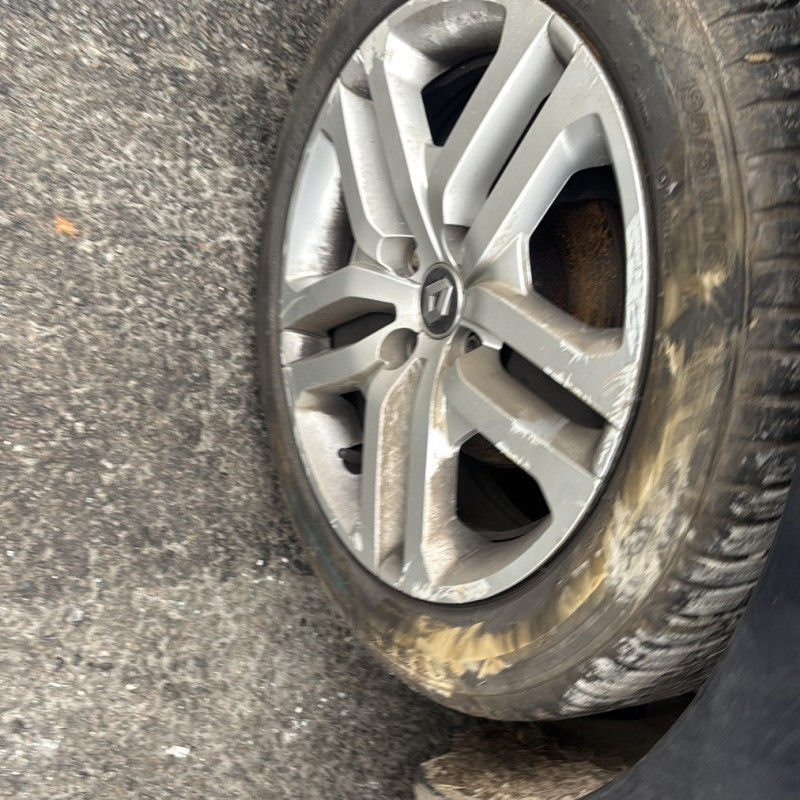 RENAULT CLIO 4 PHASE 2 1.5 DCI - 8V TURBO Photo n°34