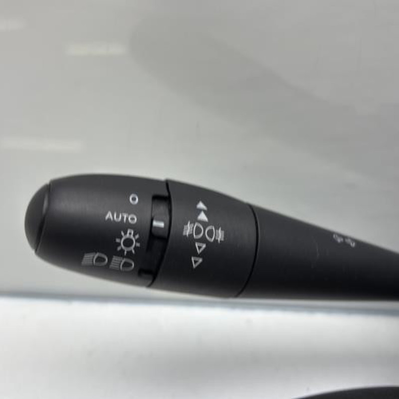 Com (Bloc Contacteur Tournant+Commodo Essuie Glace+Commodo Phare) DS DS3 Photo n°4