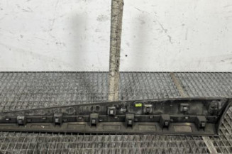 Baguette de porte avant droite RENAULT CLIO 4