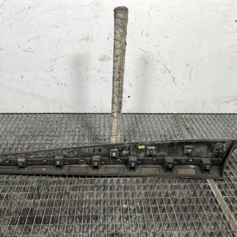 Baguette de porte avant droite RENAULT CLIO 4 Photo n°4