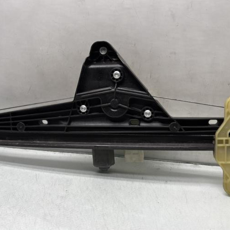 Leve vitre electrique avant droit RENAULT CLIO 5 Photo n°1