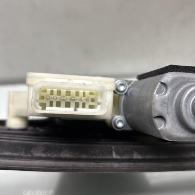Leve vitre electrique avant droit RENAULT CLIO 5 Photo n°4