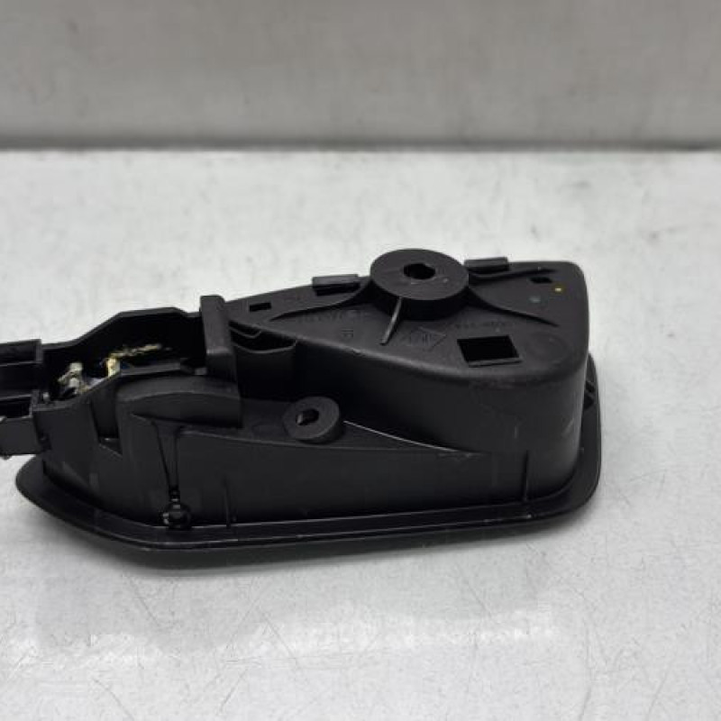 Poignee interieur avant droit RENAULT CLIO 5 Photo n°4