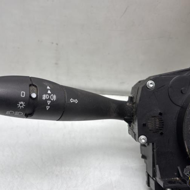 Com (Bloc Contacteur Tournant+Commodo Essuie Glace+Commodo Phare) CITROEN C3 1 Photo n°3