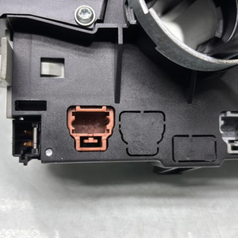 Com (Bloc Contacteur Tournant+Commodo Essuie Glace+Commodo Phare) CITROEN C3 1 Photo n°6