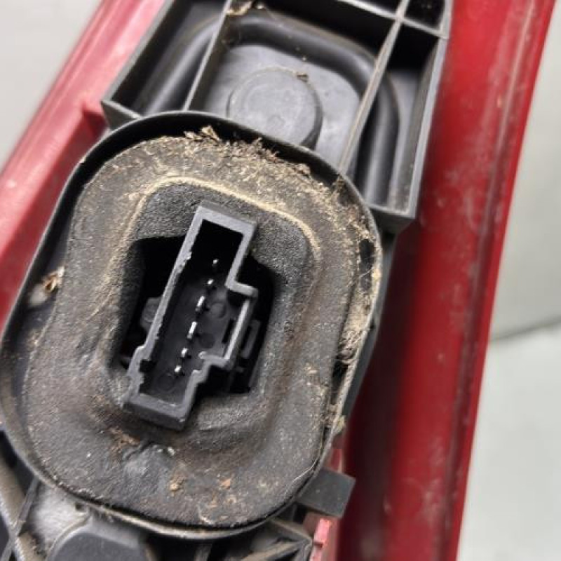 Feu arriere principal droit (feux) CITROEN C3 1 Photo n°3