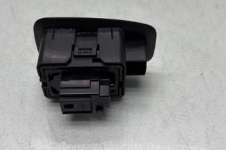 Interrupteur de leve vitre avant droit RENAULT CLIO 5