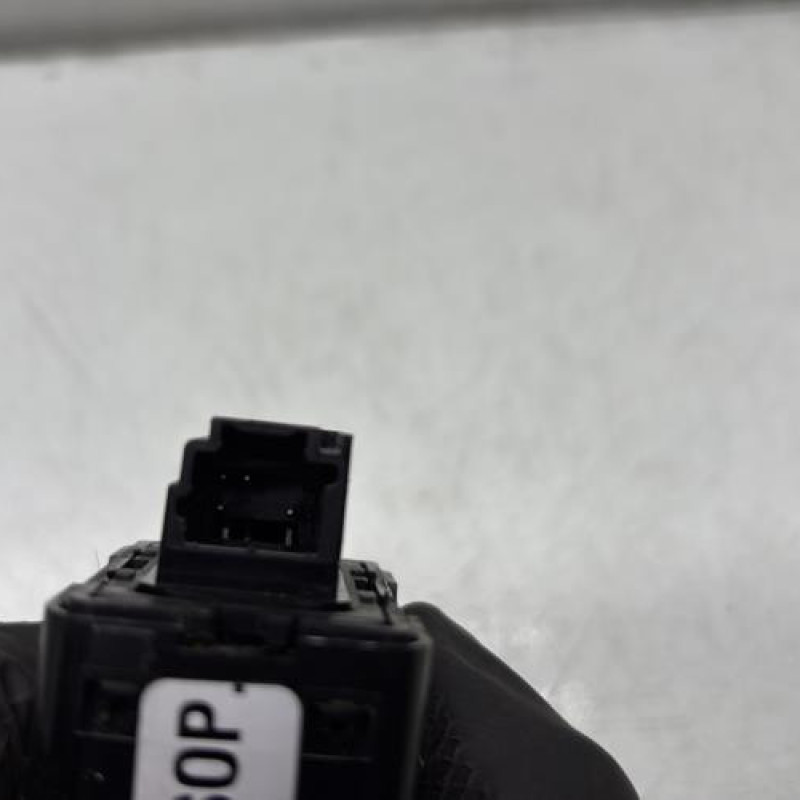 Interrupteur de leve vitre avant droit RENAULT CLIO 5 Photo n°3