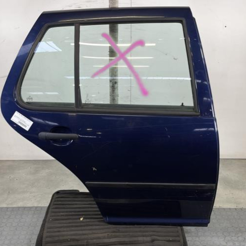 Porte arriere droit VOLKSWAGEN GOLF 4 Photo n°1