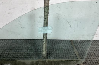 Vitre avant droit VOLKSWAGEN GOLF 4