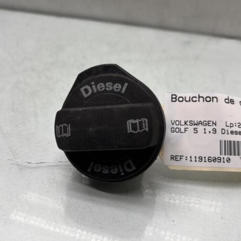 Bouchon de carburant VOLKSWAGEN GOLF 5 Photo n°1