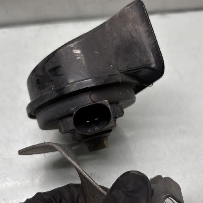 Avertisseur/Klaxon VOLKSWAGEN GOLF 5 Photo n°3