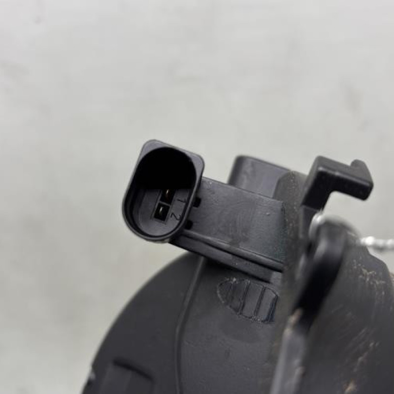 Bouton de coffre VOLKSWAGEN GOLF 5 Photo n°3