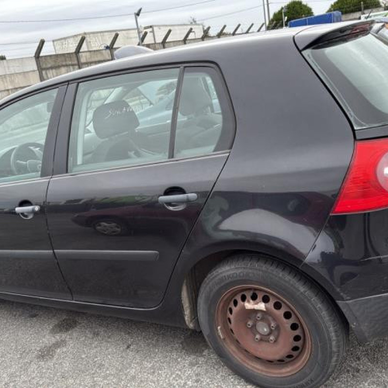 Bouton de coffre VOLKSWAGEN GOLF 5 Photo n°10