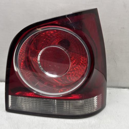 Feu arriere principal droit (feux) VOLKSWAGEN POLO 4 Photo n°1