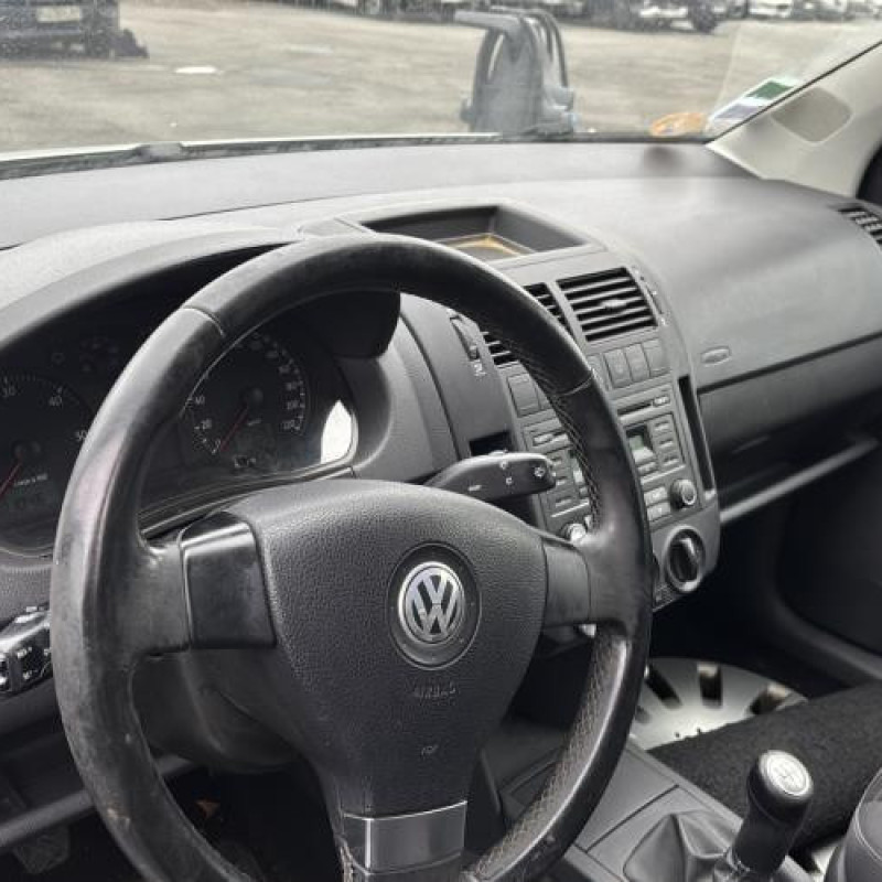 Feu arriere principal droit (feux) VOLKSWAGEN POLO 4 Photo n°20