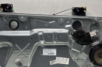 Leve vitre electrique avant gauche VOLKSWAGEN POLO 4 Photo n°1