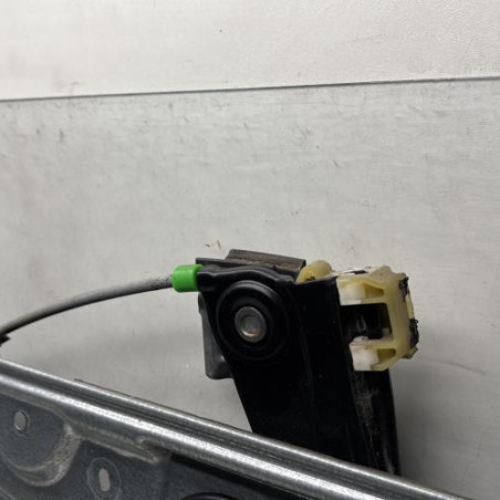 Leve vitre electrique avant gauche VOLKSWAGEN POLO 4