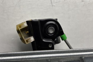 Leve vitre electrique avant gauche VOLKSWAGEN POLO 4