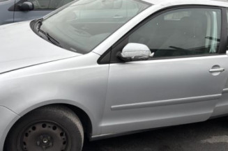 Leve vitre electrique avant gauche VOLKSWAGEN POLO 4