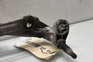 Moteur essuie glace avant VOLKSWAGEN POLO 4