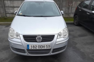 Moteur essuie glace avant VOLKSWAGEN POLO 4