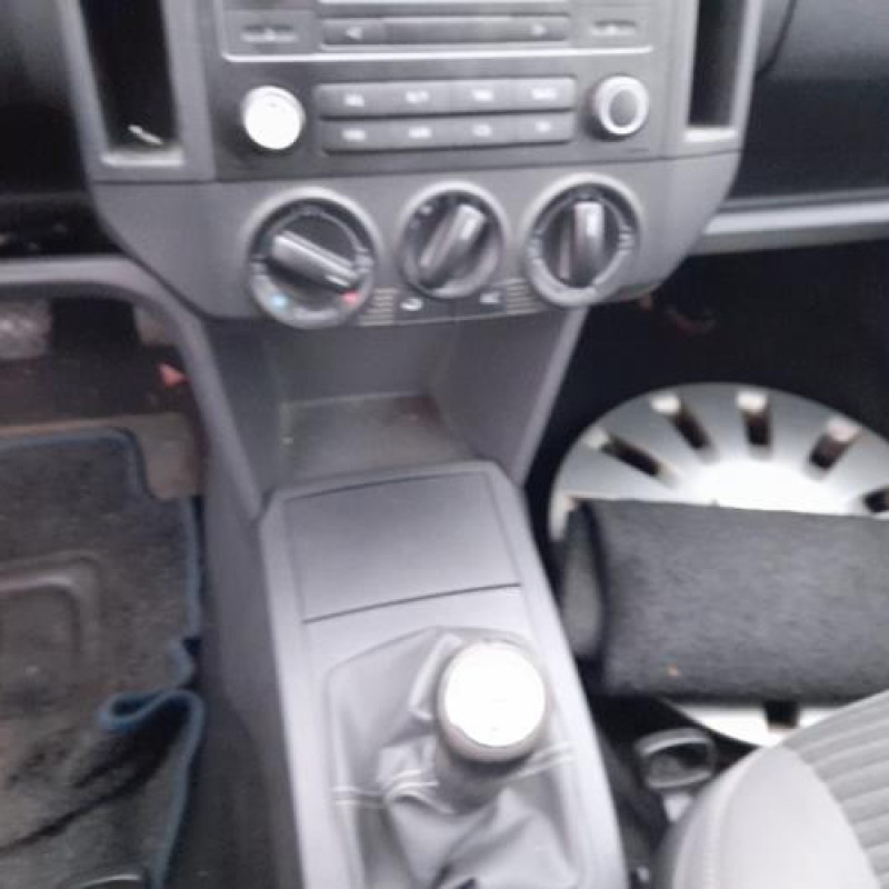 Moteur essuie glace avant VOLKSWAGEN POLO 4 Photo n°14