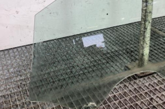 Vitre avant gauche VOLKSWAGEN POLO 5