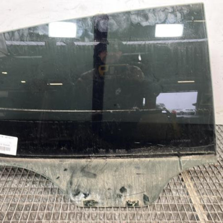 Vitre arriere droit SEAT IBIZA 4 Photo n°1