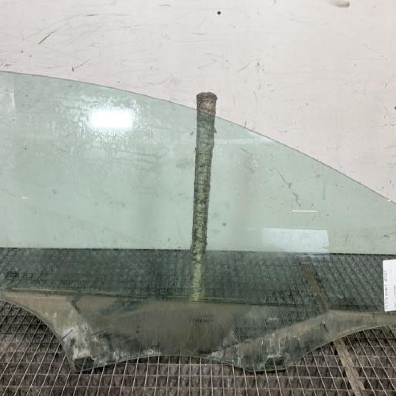 Vitre avant droit SEAT IBIZA 4 Photo n°1