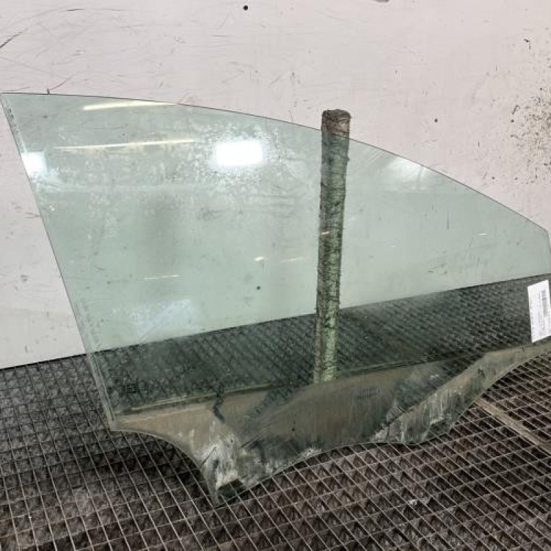 Vitre avant droit SEAT IBIZA 4 Photo n°3