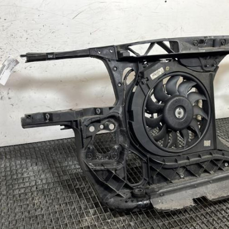 Face avant AUDI A4 2