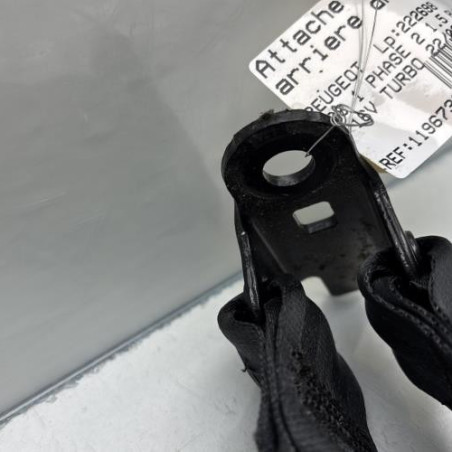 Attache ceinture arriere droit PEUGEOT 208 1