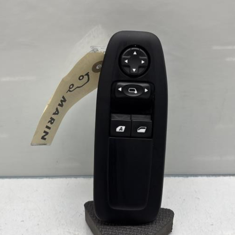 Interrupteur de leve vitre avant gauche PEUGEOT 208 1 Photo n°1