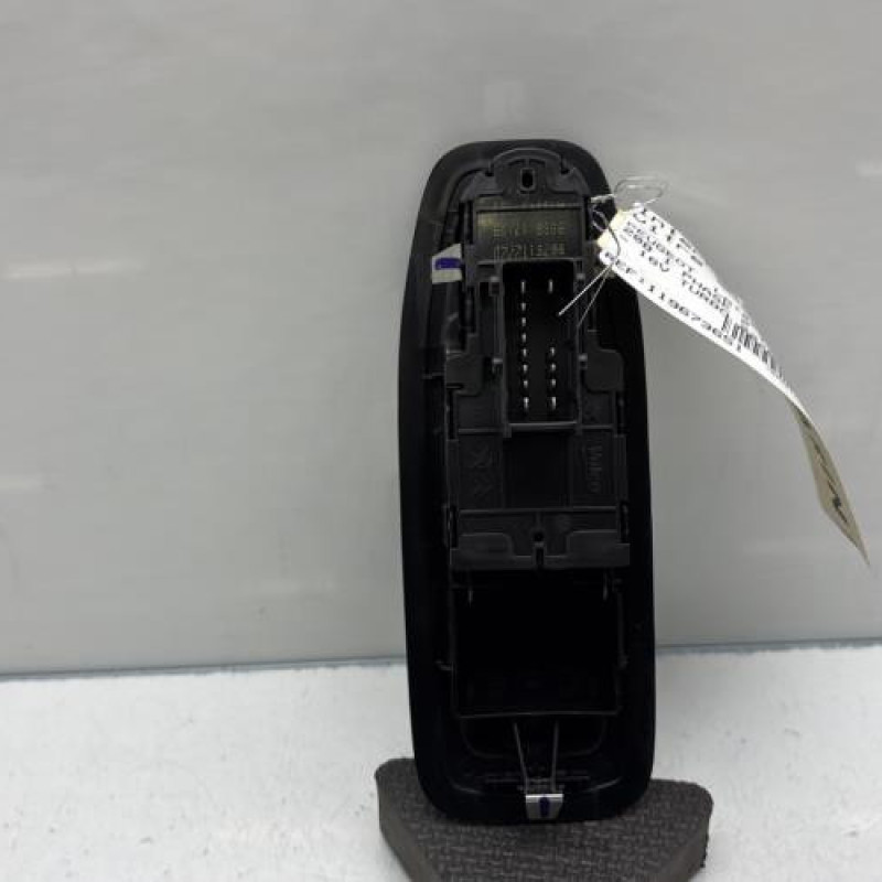 Interrupteur de leve vitre avant gauche PEUGEOT 208 1 Photo n°3