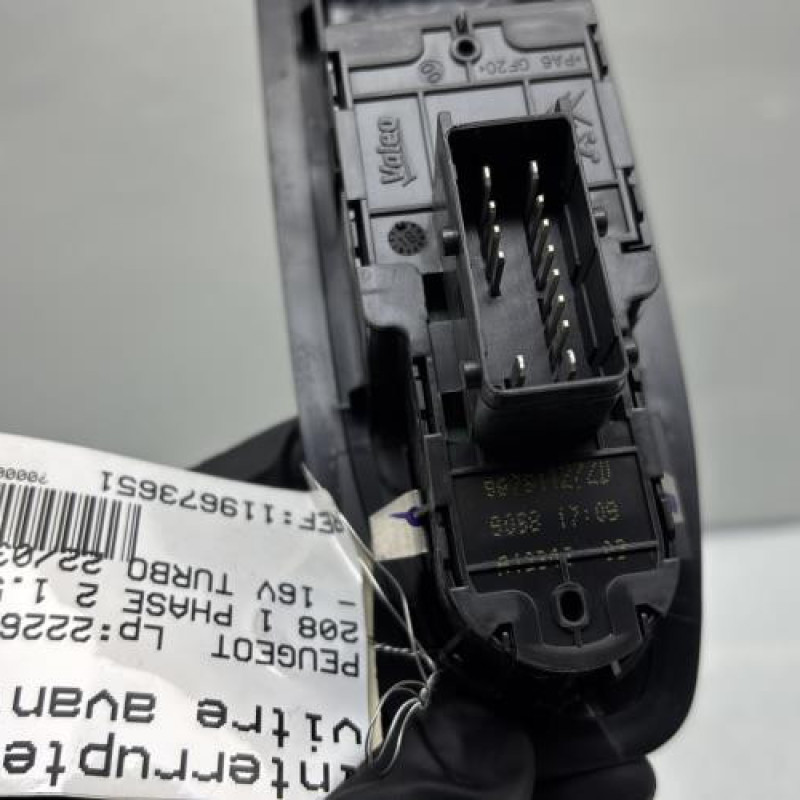 Interrupteur de leve vitre avant gauche PEUGEOT 208 1 Photo n°5