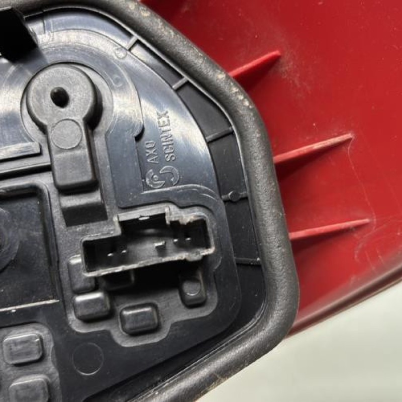 Feu arriere principal gauche (feux) PEUGEOT 206 Photo n°3