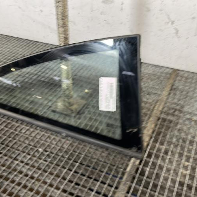 Custode arriere droit OPEL CORSA D Photo n°3