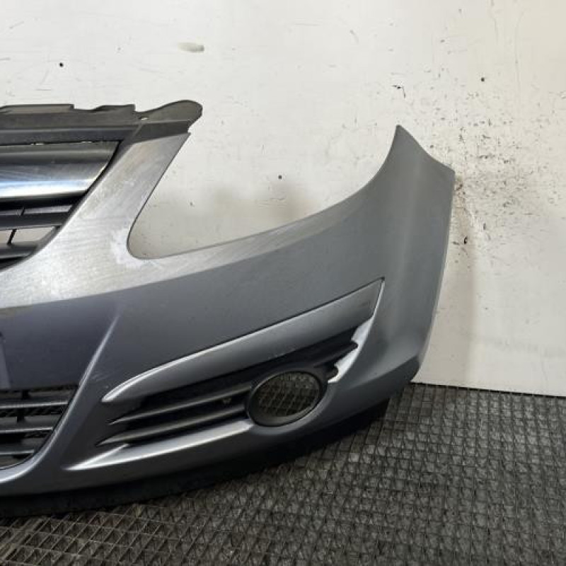 Pare choc avant OPEL CORSA D Photo n°3