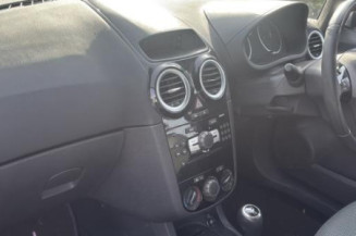 Pare boue avant droit OPEL CORSA D