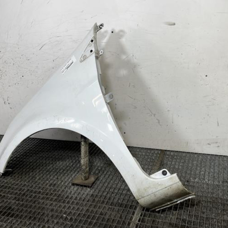 Aile avant gauche RENAULT CLIO 3 Photo n°4