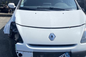 Aile avant gauche RENAULT CLIO 3