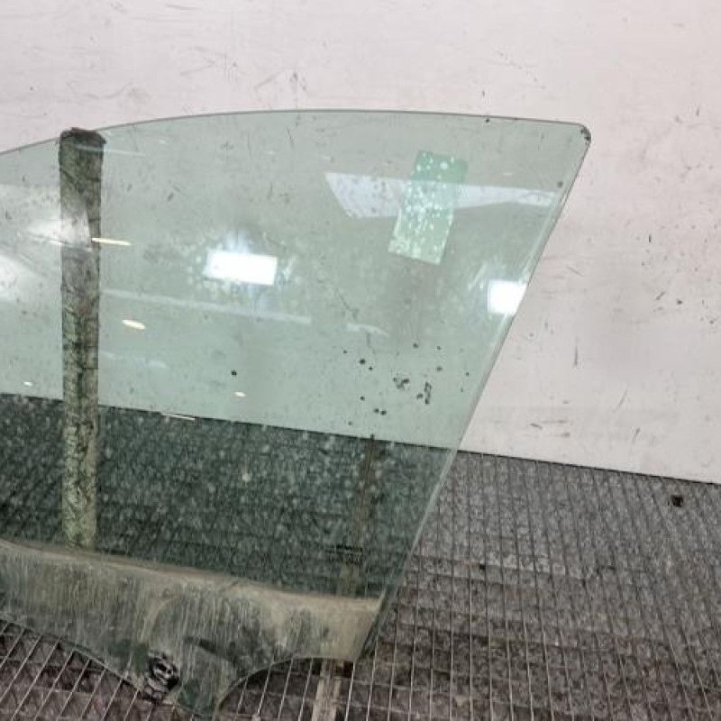 Vitre avant gauche RENAULT CLIO 3 Photo n°3