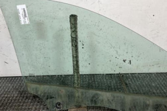 Vitre avant gauche RENAULT CLIO 3