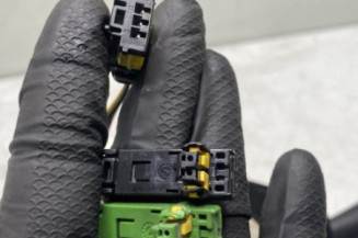 Com (Bloc Contacteur Tournant+Commodo Essuie Glace+Commodo Phare) CITROEN C3 1