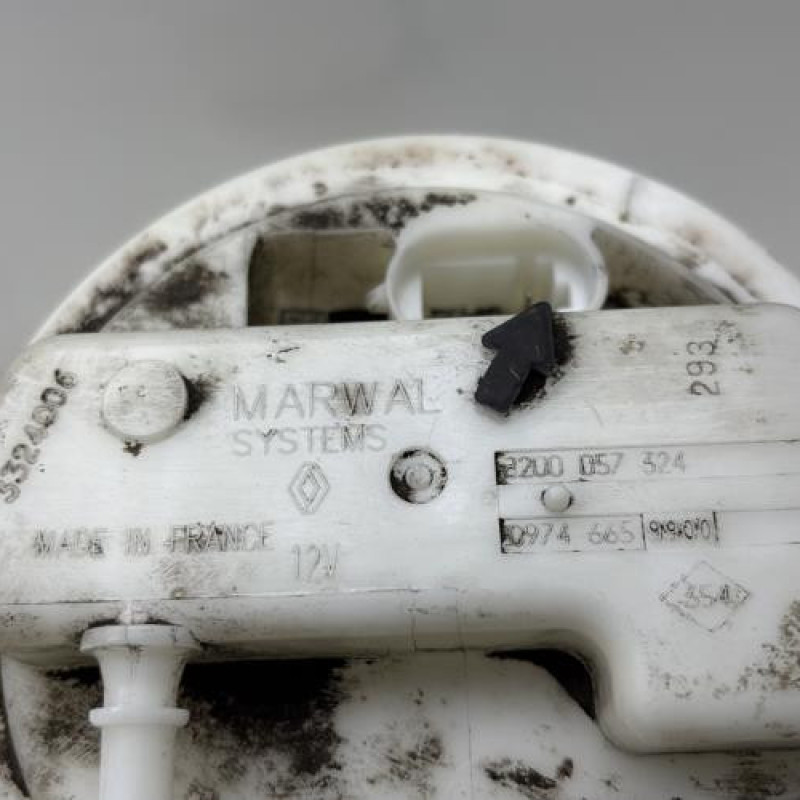 Pompe à carburant RENAULT CLIO 2 Photo n°4