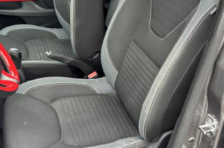 Plage arriere RENAULT CLIO 4