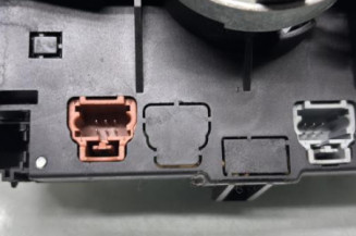 Com (Bloc Contacteur Tournant+Commodo Essuie Glace+Commodo Phare) CITROEN C3 1